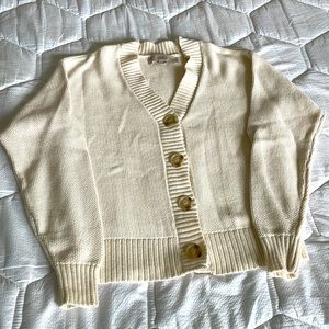 NWOT.. Loft cardigan in cream